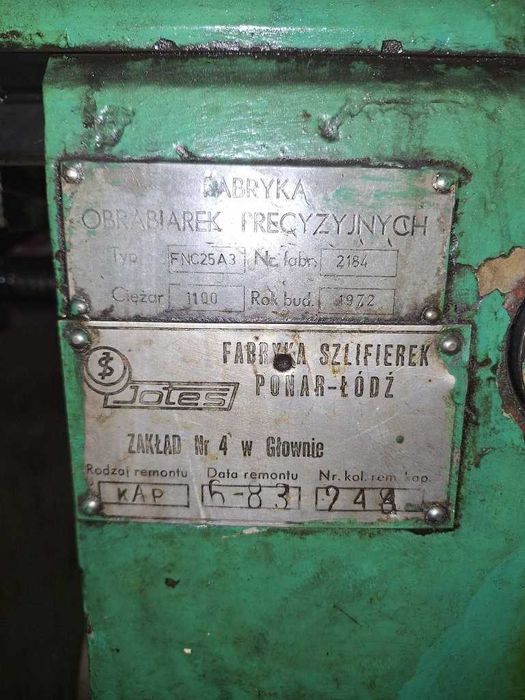 Frezarka narzędziowa FNC 25