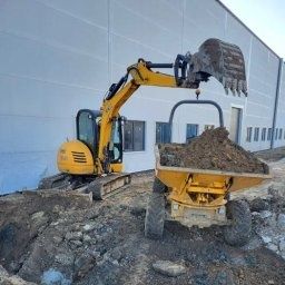 Uslugi mini traktorkiem i mini koparką oraz uslugi ogrodnicze