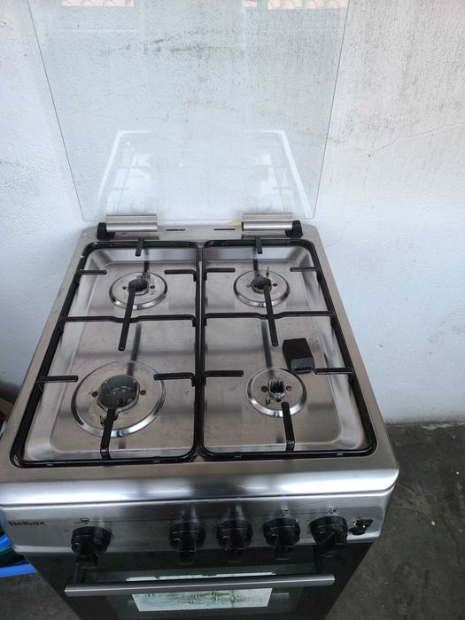 Fogão a gás com forno