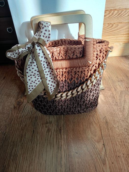 Torebki robione na szydełku