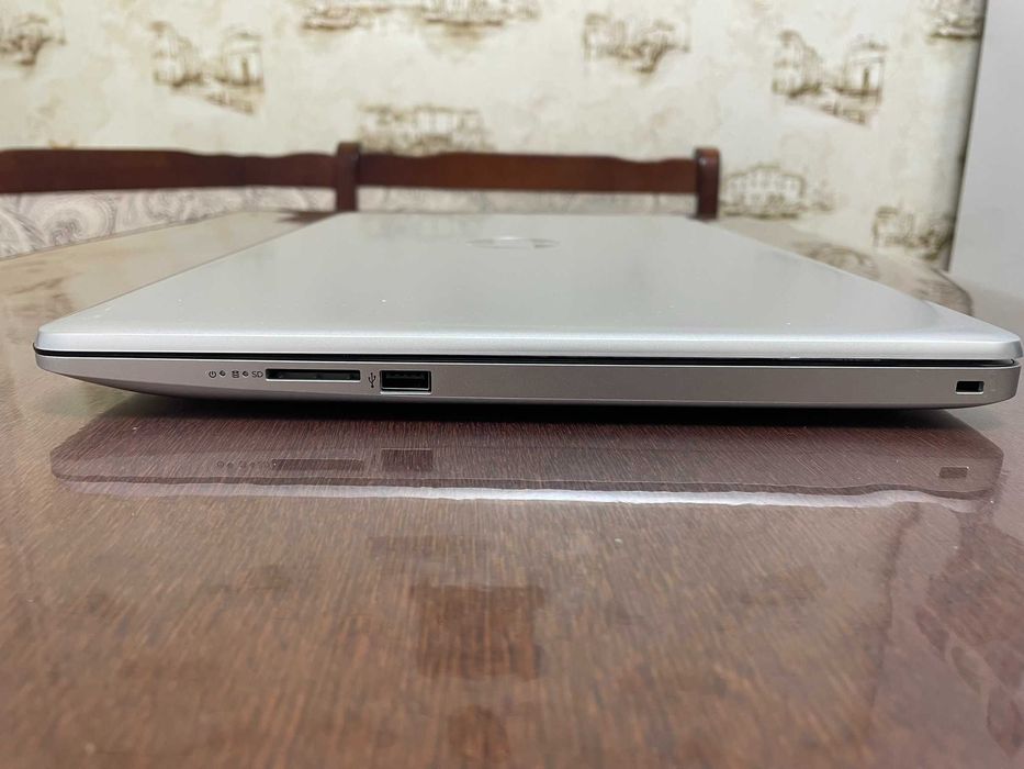 Ноутбук 17 HD+ HP 17-by4013dx (i3-1115G4/8Gb/SSD 256Gb/Intel 11gen)