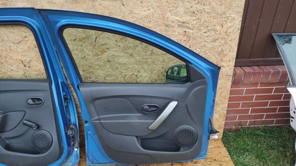 drzwi lewe przednie i lewe tylne dacia sandero ii stepway kod: terpl k