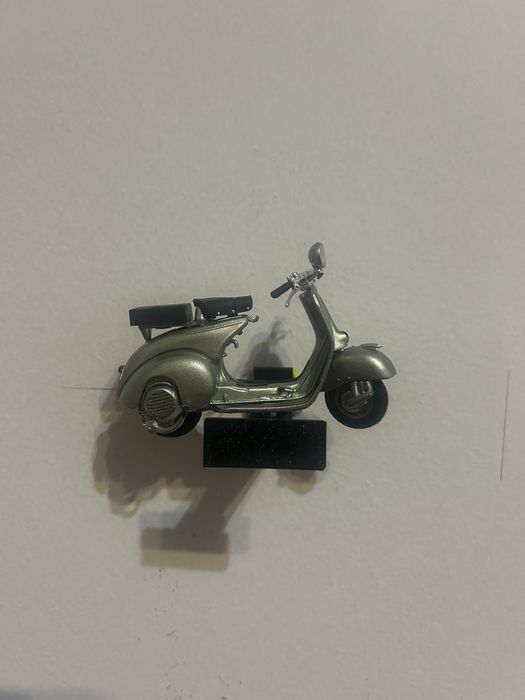 Expositor / suporte para miniaturas