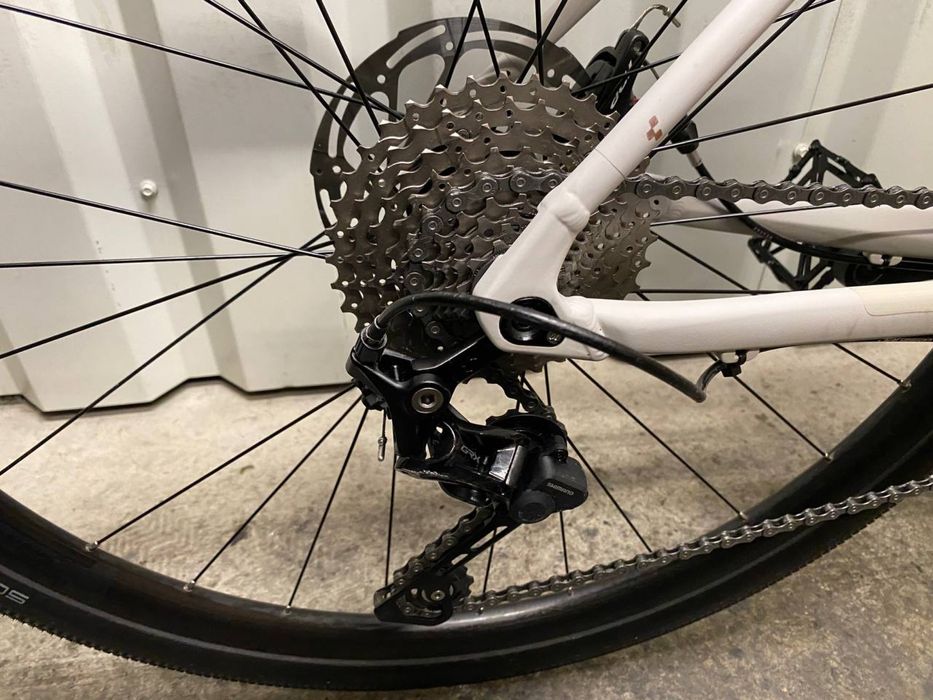 Акція Стан нового Дамський Гравійний М 28 GRX Cube Nuroad WS