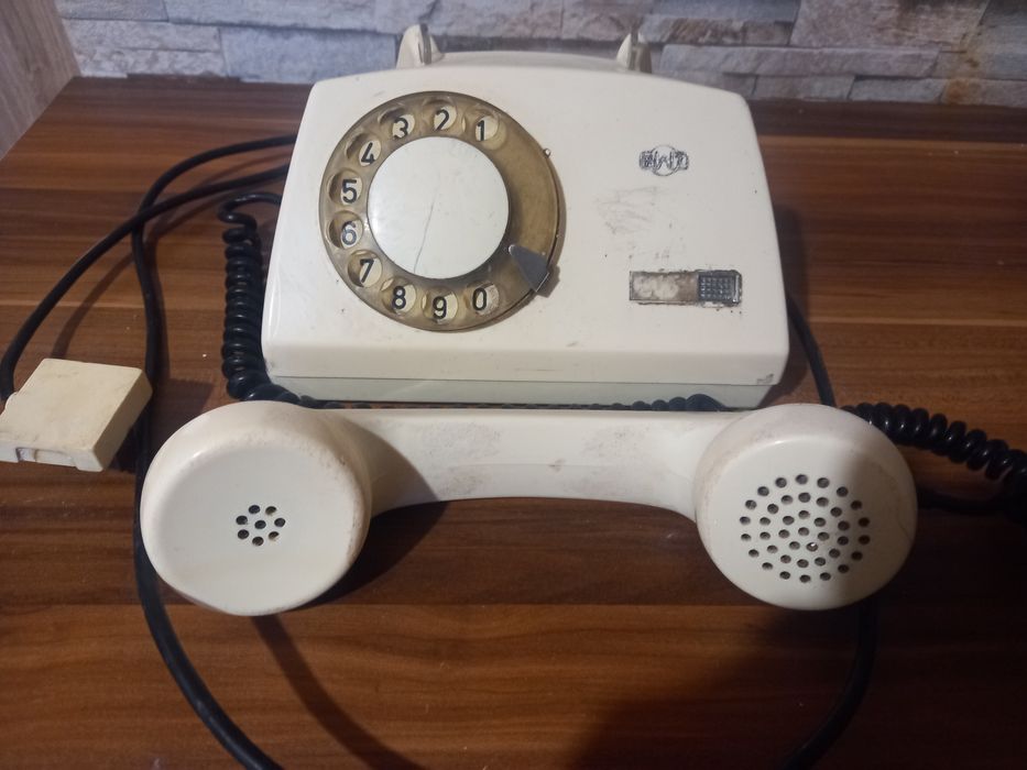 Telefon z tarczą plr