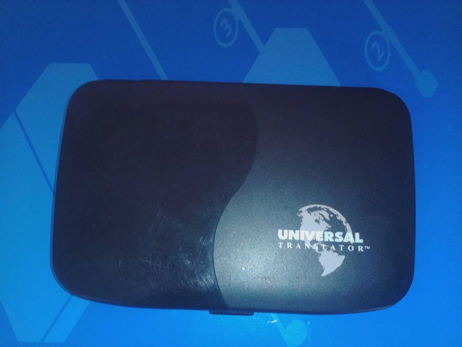 Универсальный переводчик словарь Translator ECTACO ML320 дешево