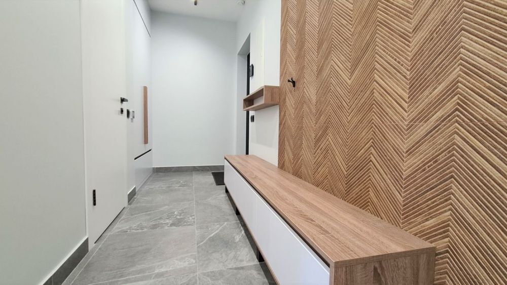 Професійні малярні і плиточні роботи будь якоі складності.