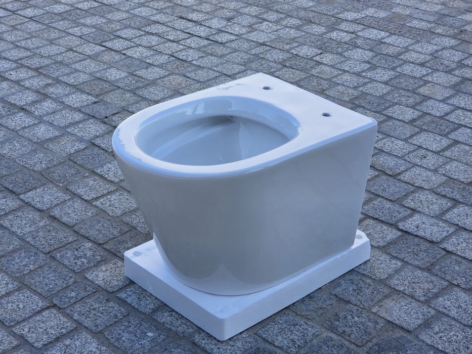 Miska wisząca WC z deską wolnoopadającą JAK NOWA
