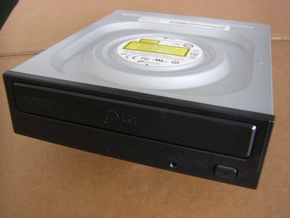 Nagrywarka DVD LG M-DISC model GH24NSD1 SATA