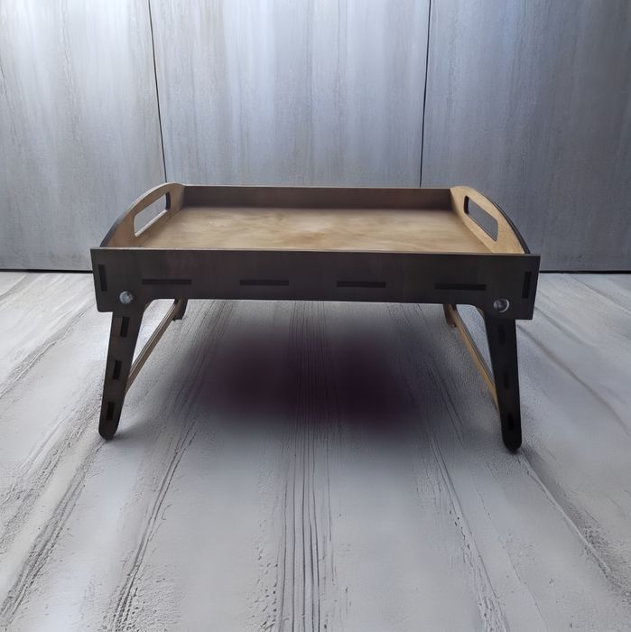 Столик для сніданку