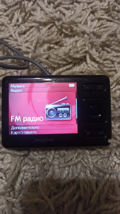 MP-3 creative zen 8mb