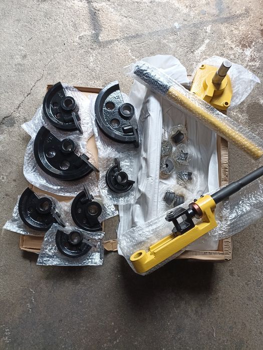 Máquina de curvar tubo