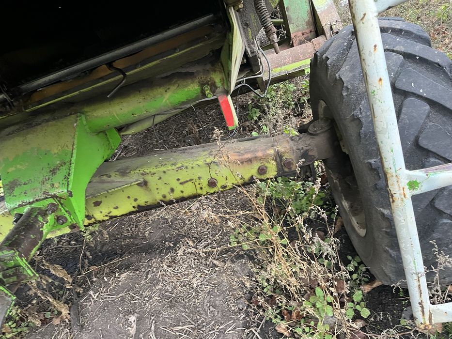Комбайн claas Dominator 106 можливо по запчастинам