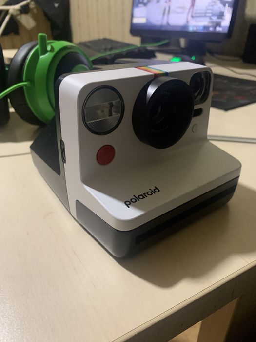 Polaroid v2 generation