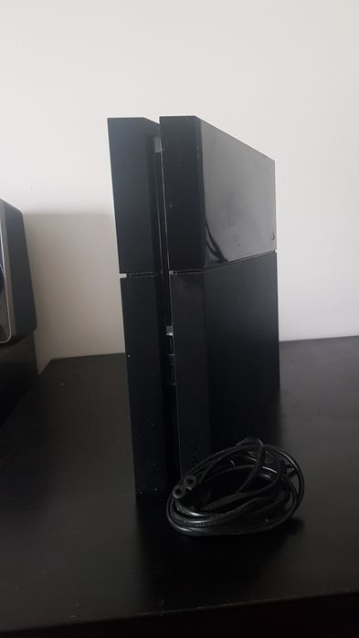 Ps4 500gb software 12.52 sem  comando excelente estado
