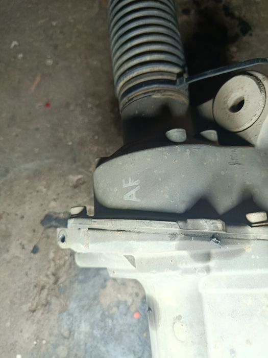 Рульова рейка Passat B7