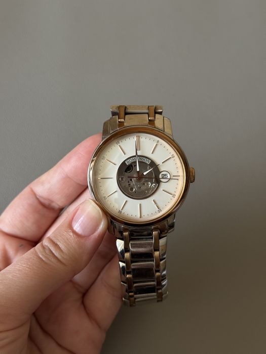 Наручний годинник Romanson TM8222RM