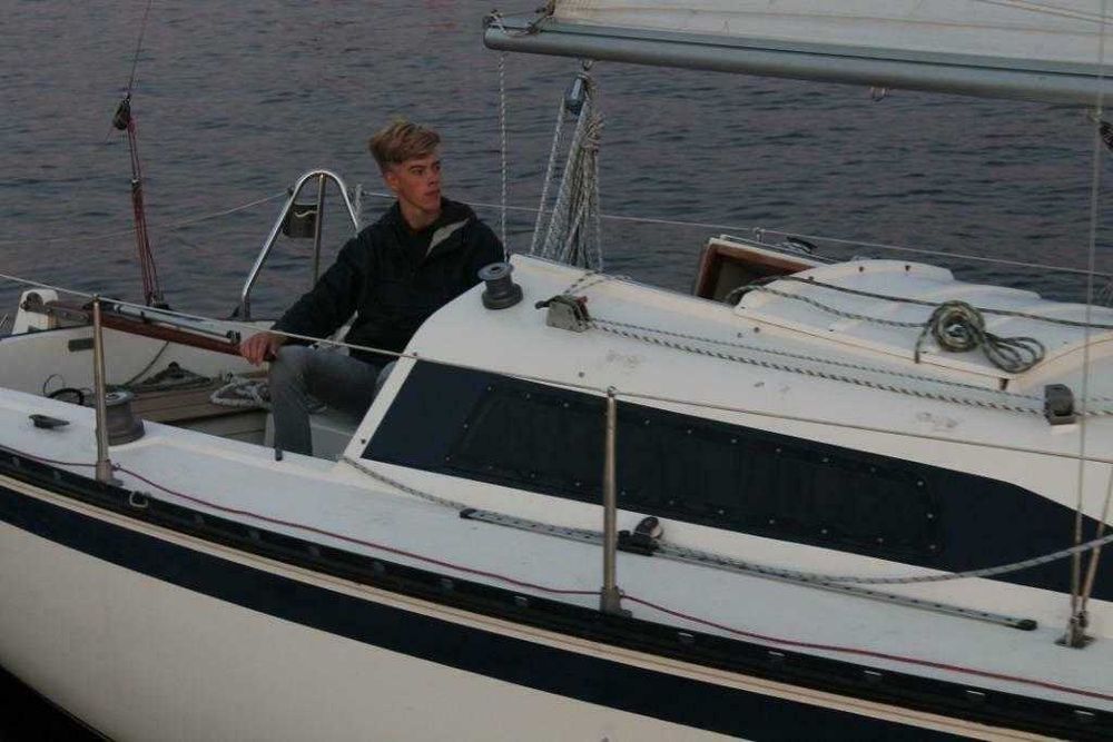 Вітрильна яхта Friendship 25, парусная яхта, човен, лодка,мрія,свобода