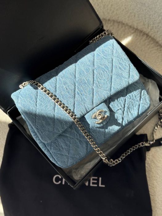 Сумка Chanel  В коробці  3900грн