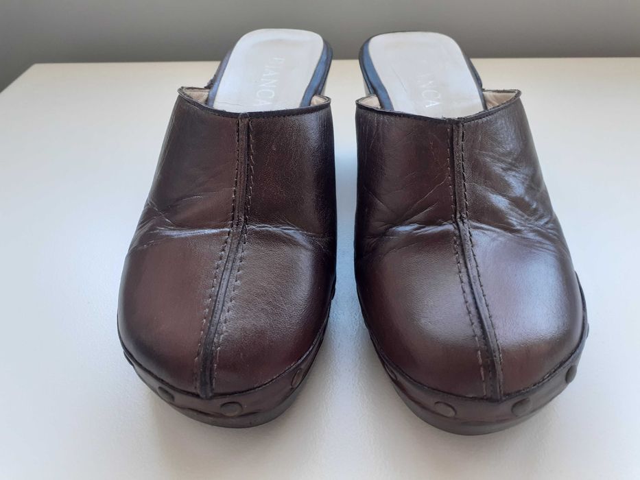 Socas castanhas em pele