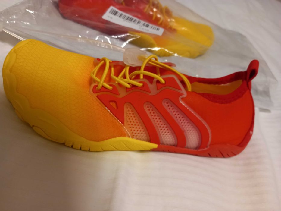 Buty do wody , na kamieniste plaże ,