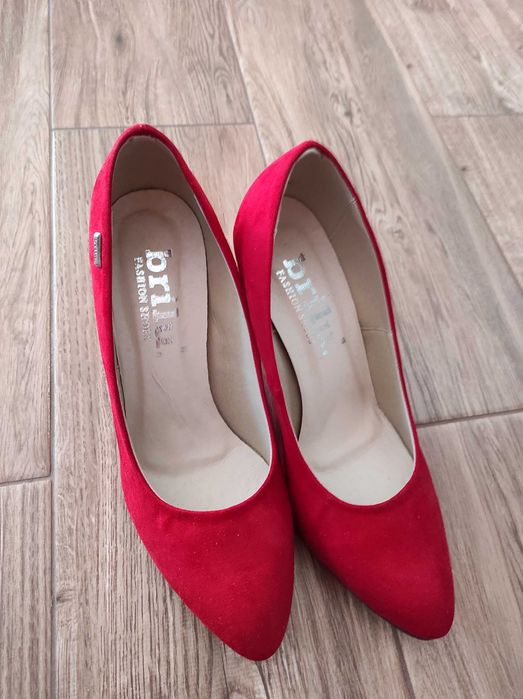 buty na słupku roz. 40