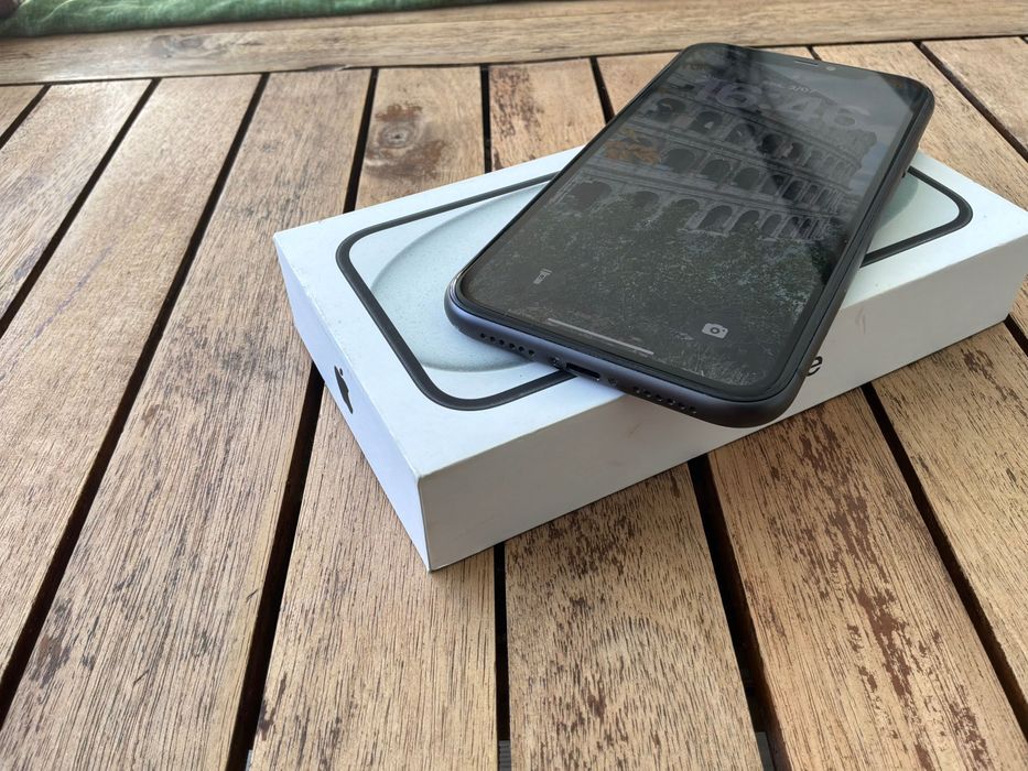 Iphone 11 em excelente estado 64gb