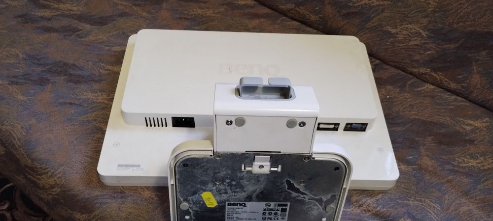 Монітор 19" BenQ FP93VW (16:10/VGA/DVI)