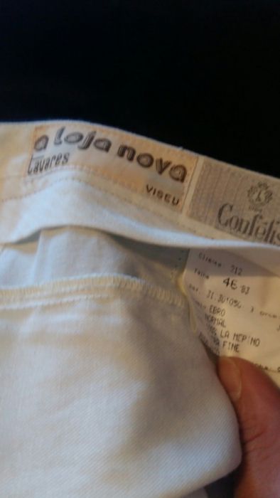 Calça azul escura clássica