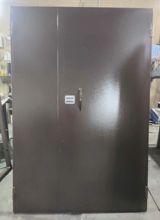 Двері вхідні,технічні,тамбурні,противопожежні від виробника