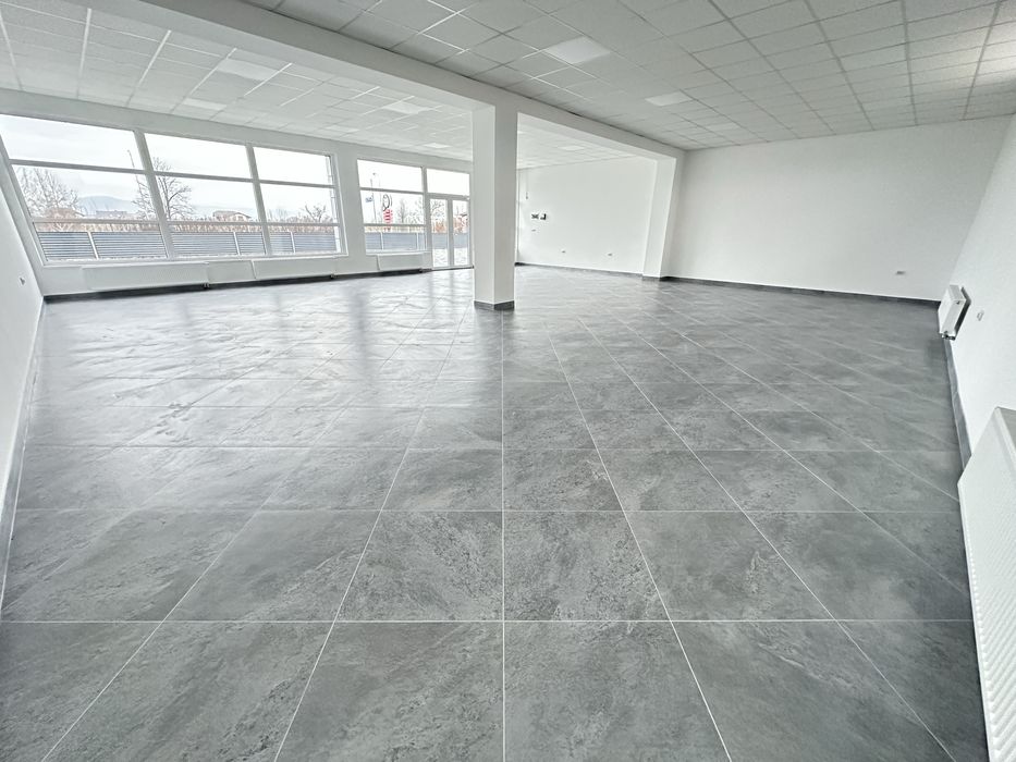 Здається в оренду комерційне приміщення, Тячів, Армійська (134 м²)