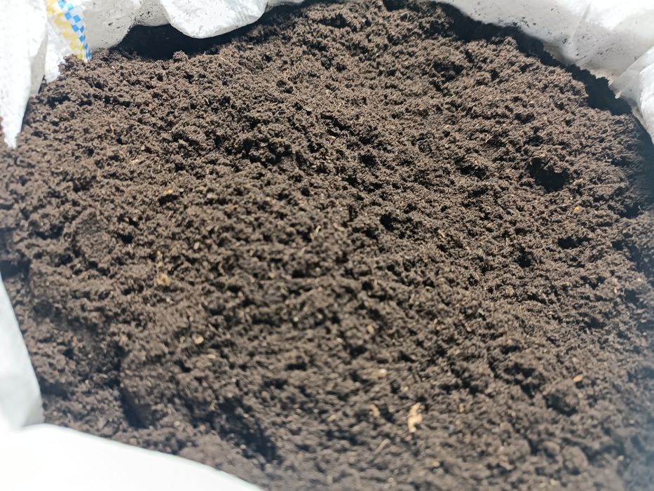 Грунт для розсади.Торф нейтральний. Субстрати для хвойних. Біогумус