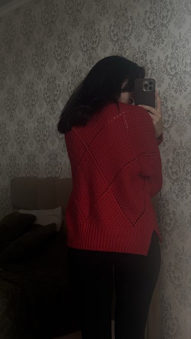 Вʼязаний теплий светр