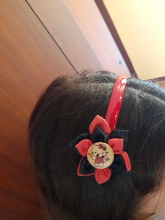 Acessórios de cabelo (bandoletes básicas e de cerimónia)