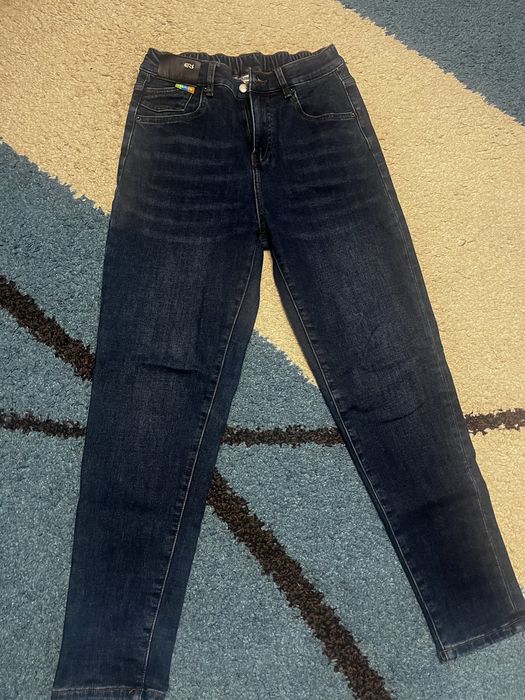 Пакетом: Шкіряні штани та двоє джинс за ціною 1