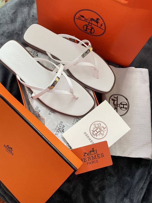 Шльопанці-вʼєтнамки шкіряні Hermes
