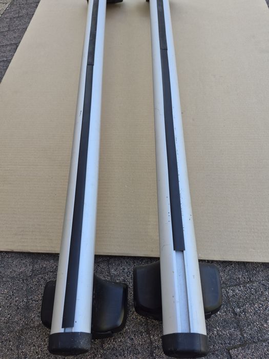 Bagażnik dachowy Thule AeroBar, stopy Thule 754, Kit 1233