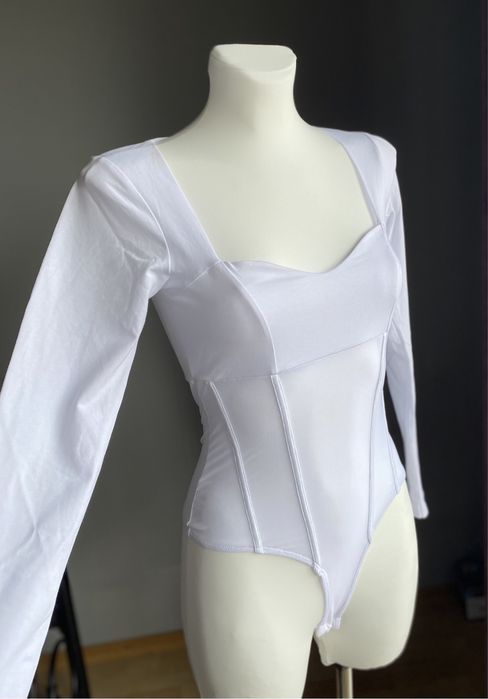 Gorsetowe body. Seksowne, zmysłowe