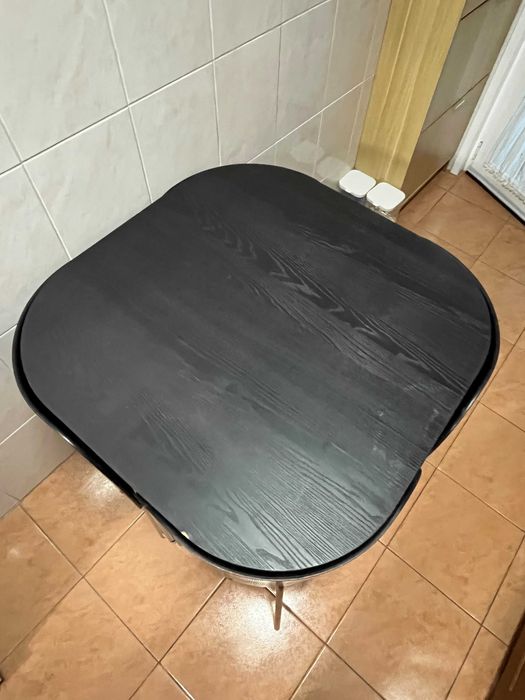 Conjunto Mesa e 4 Cadeiras