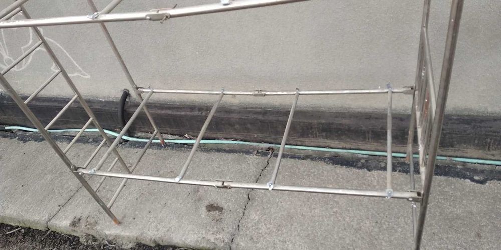 Ліжка дитячі металеві розкладні