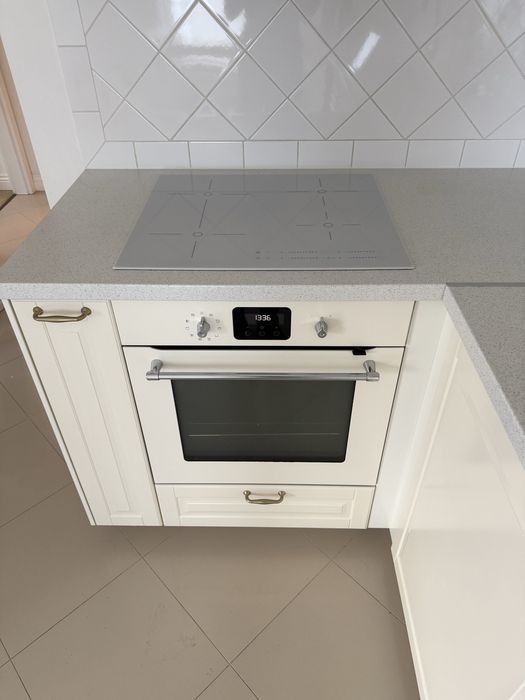 PIEKARNIK do zabudowy Electrolux dla IKEA MATTRADITION biały używany