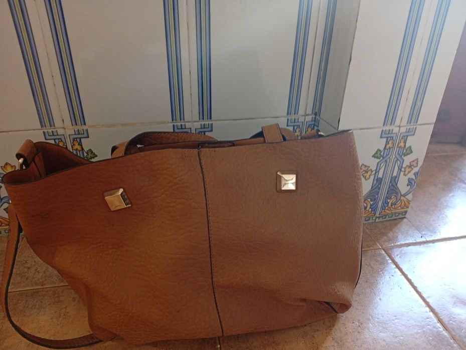 Women's suitcase.