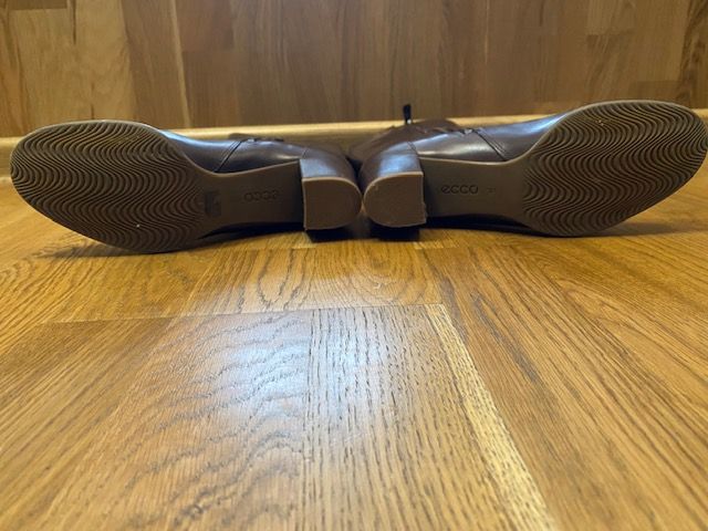 Kozaki damskie ECCO kolor brązowy, rozmiar 37