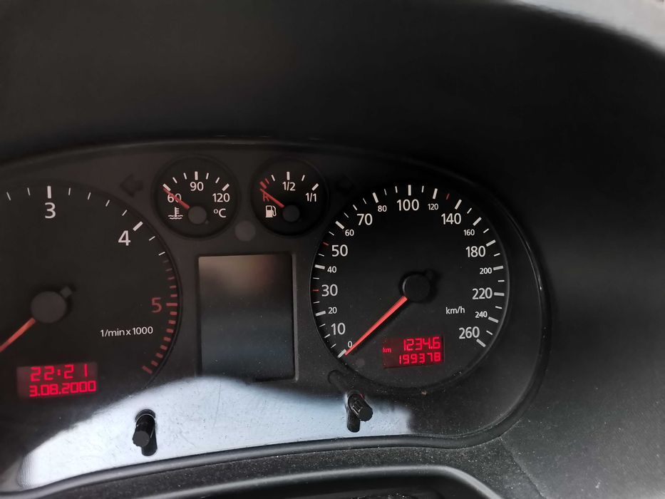 Audi A3 8L 1.9TDi lift automat 130KM do naprawy lub na części