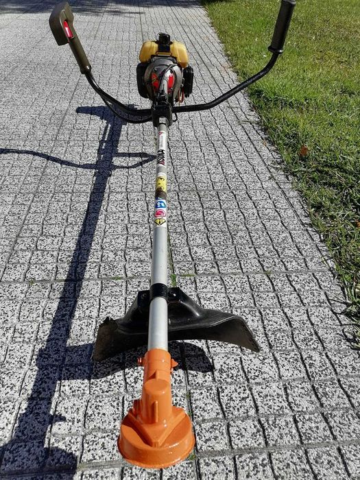 ROÇADORA KAWASAKI TJ48