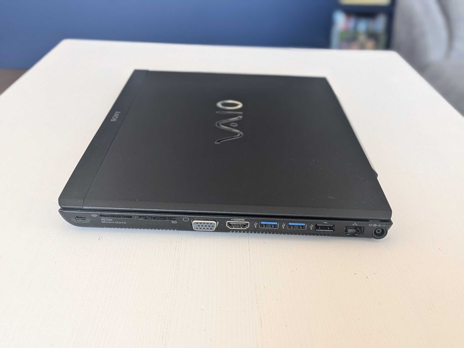 Sony svs13 czarny laptop super stan win10
