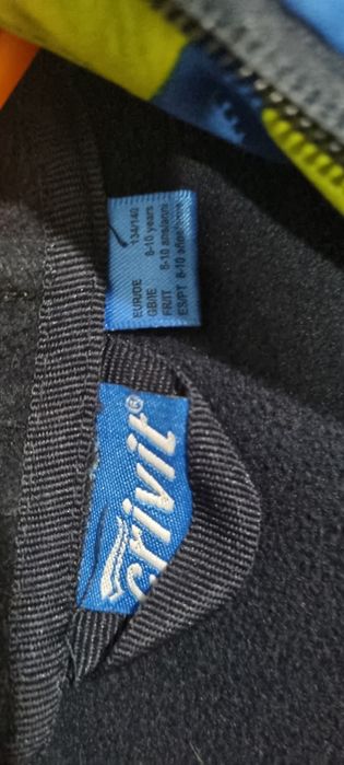 Bluza ocieplana wiatrołap r.134/140 stan idealny