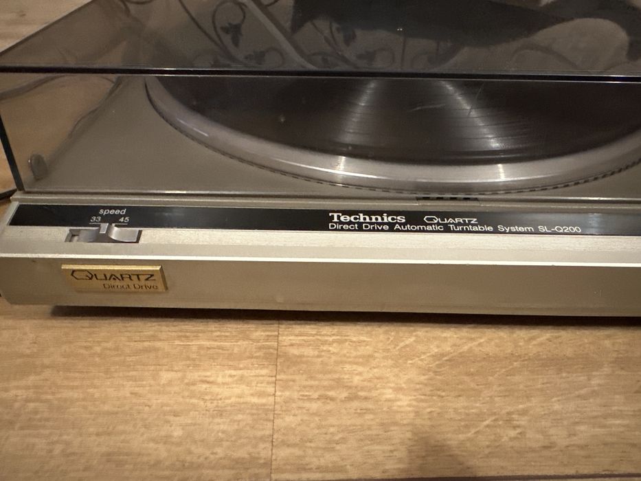 Gramofon technics SL-Q200