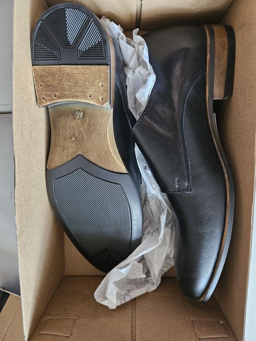 Nowe buty męskie wsuwane