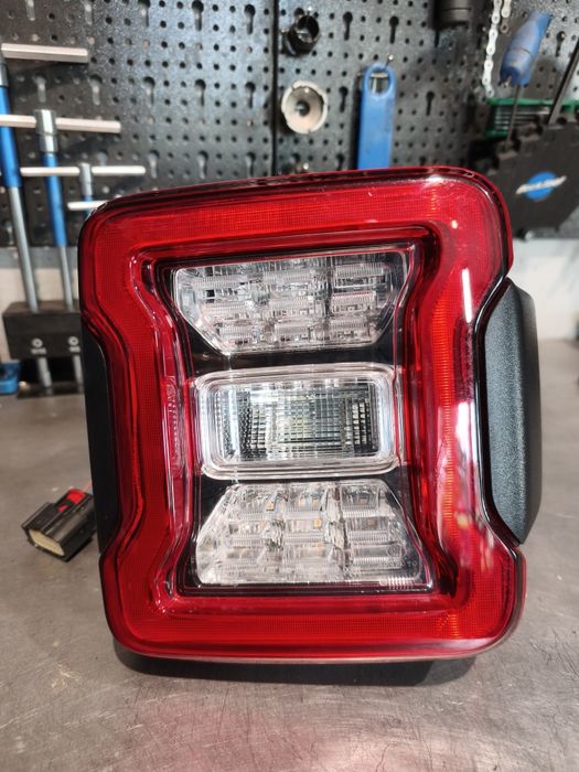 Lampa tylna prawa Jeep Wrangler JL EU
